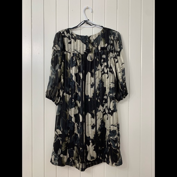 RW Dress XS - Picture 3 of 6